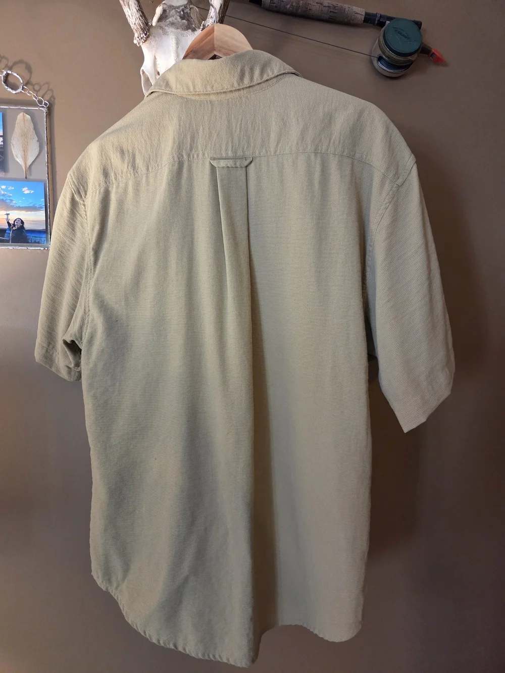 The North Face Men's Short-Sleeve Button-Up Shirt in Light Olive